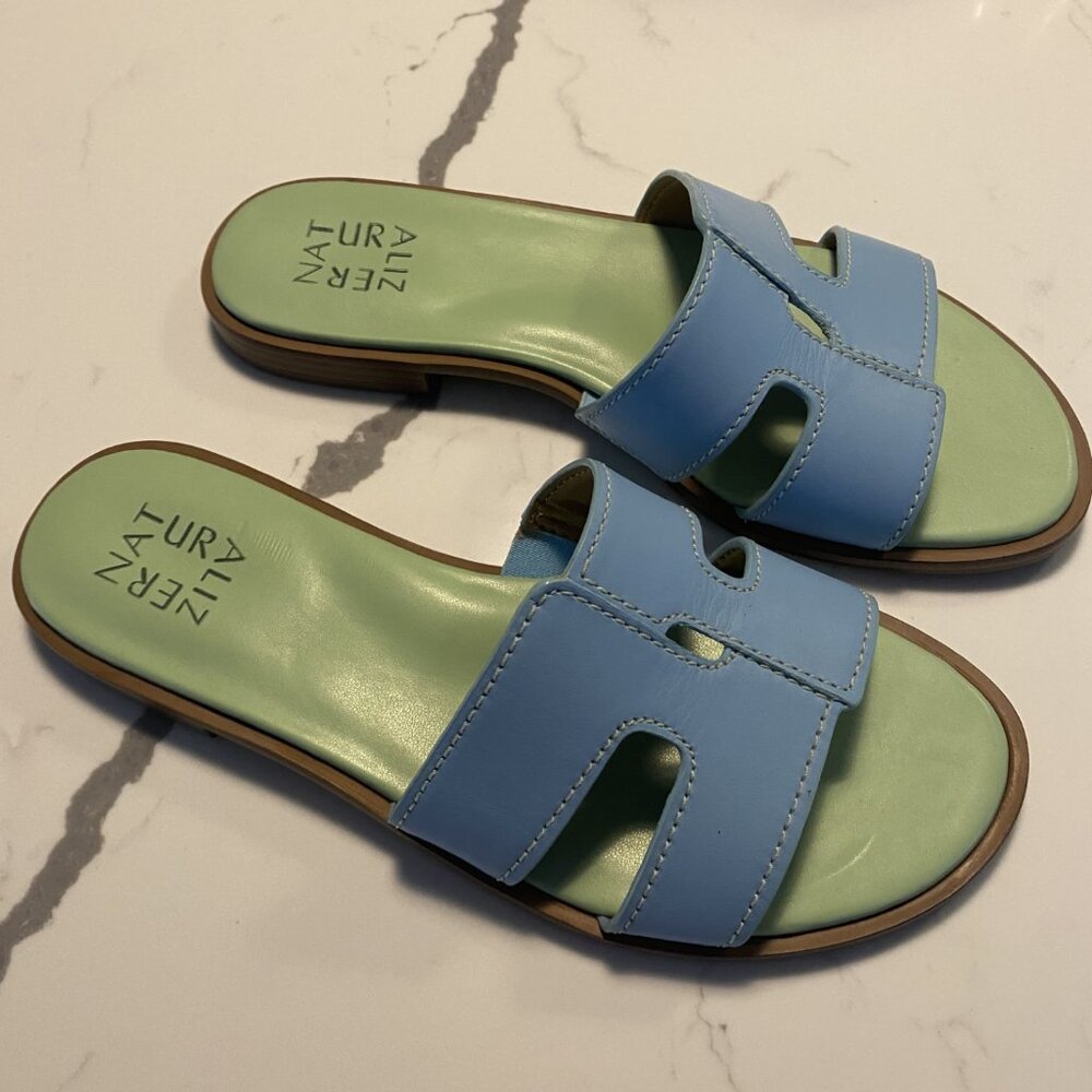 Naturalizer  Women's Fame Slide Sandal